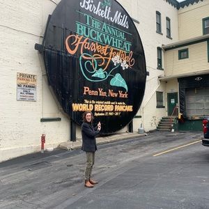 Meet your Posher, Justin